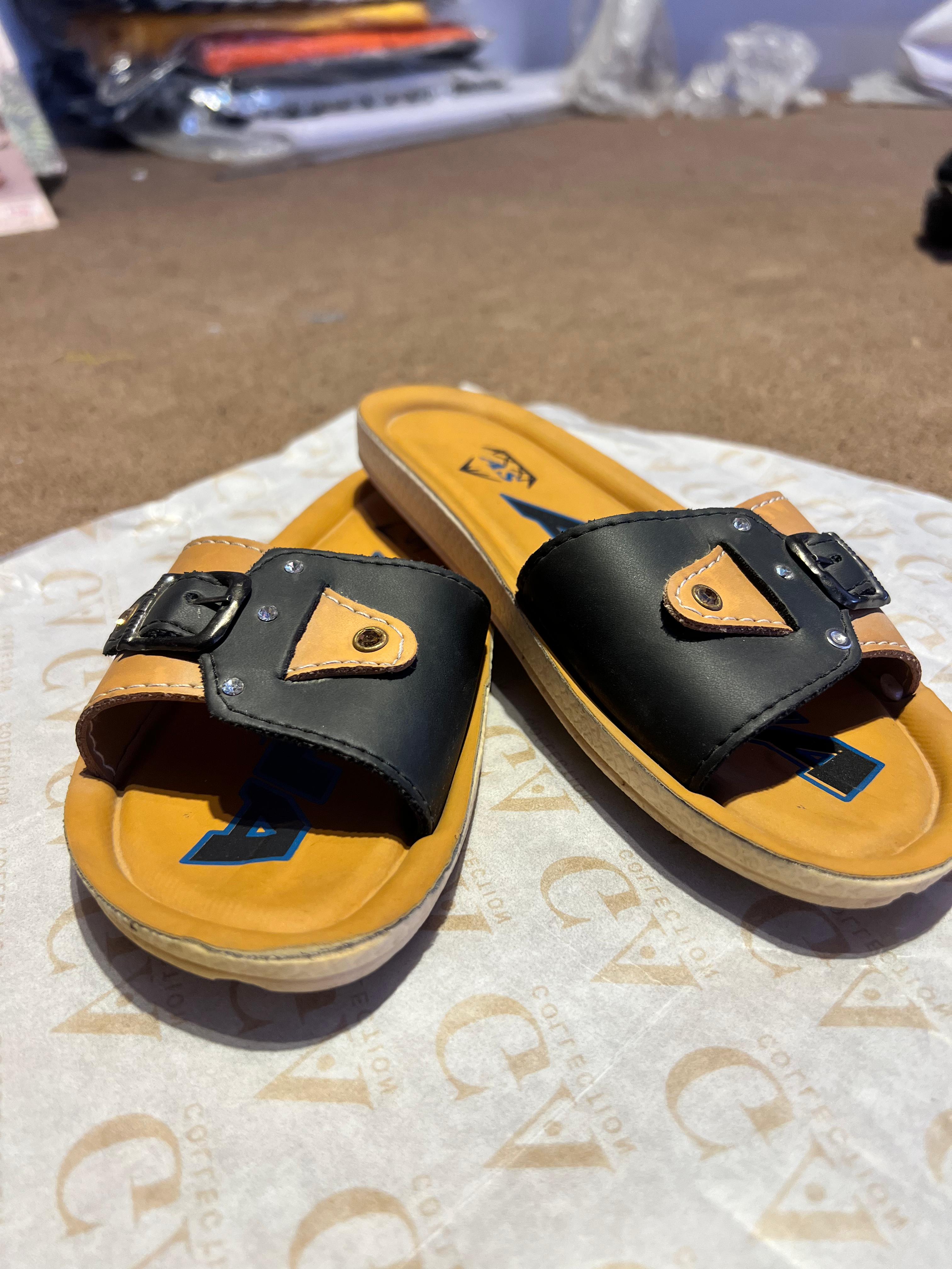 Liza Casual Slip-Ons – Lightweight, Comfy, and Trendy
